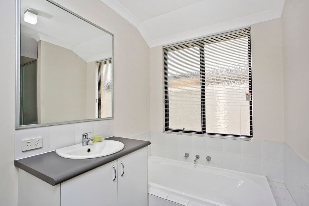 9 Halecroft Street, Landsdale, WA 6065, Landsdale - Thumbnail 6