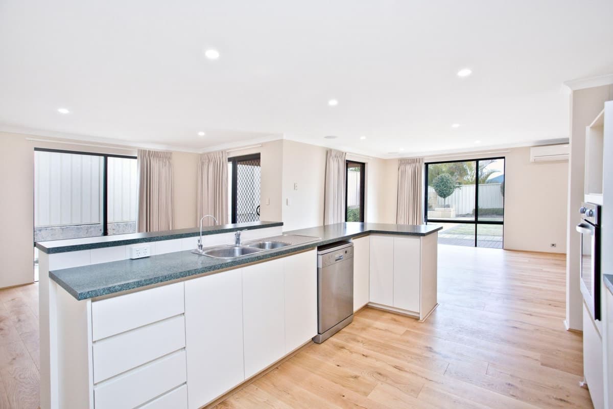 52 Allanbi Circle, Carramar, WA 6031, Carramar - Thumbnail 7