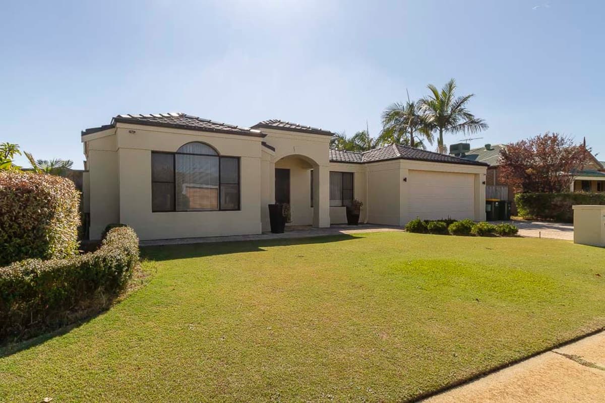 54 Southmead Dve, Landsdale, WA 6065, Landsdale - Thumbnail 3