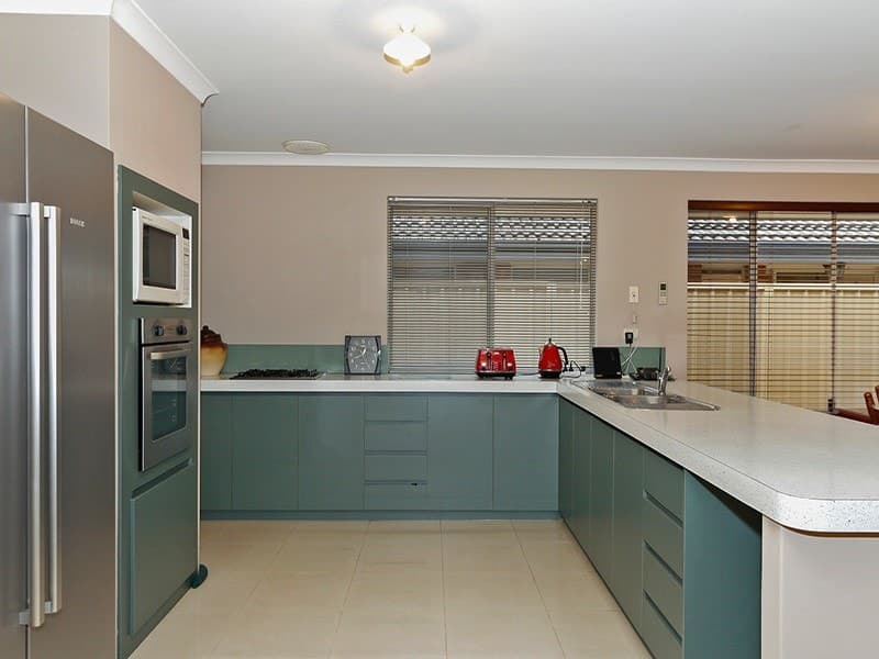 33 Portchester Drive, Darch, WA 6065, Darch - Thumbnail 4