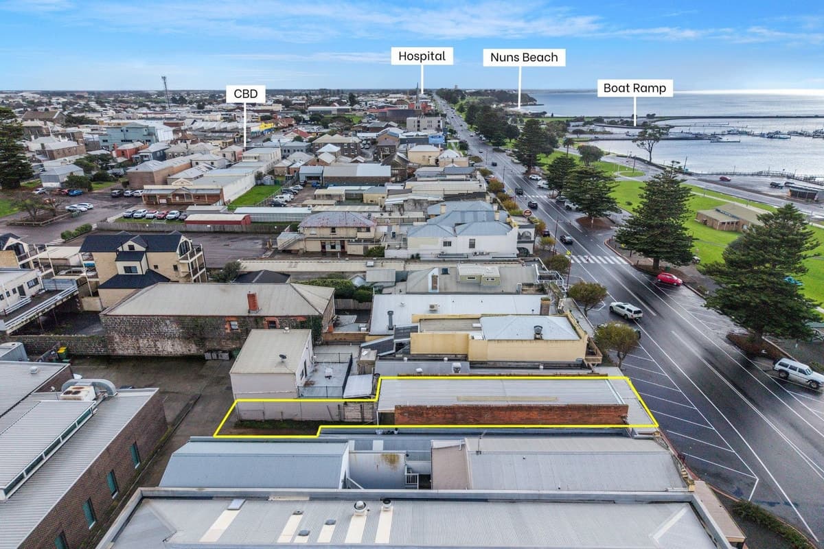 51 Bentinck Street, Portland VIC 3305, Portland - Thumbnail 2