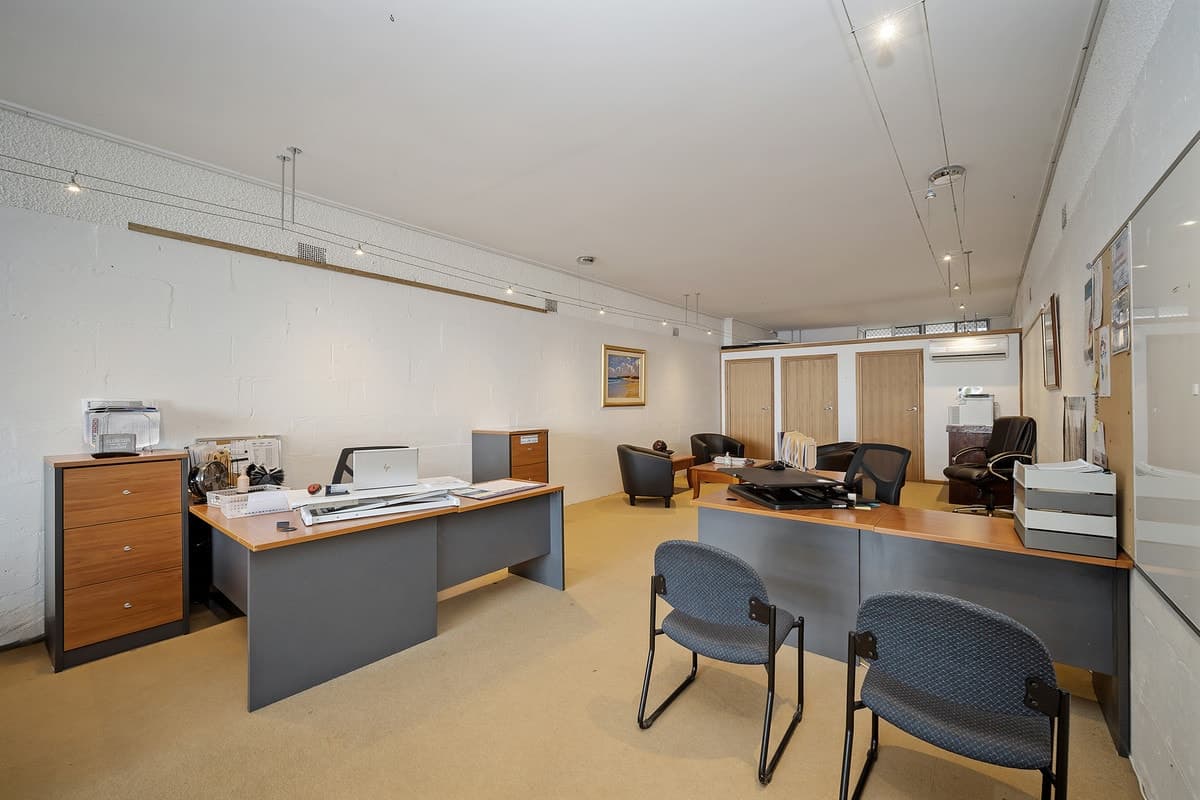51 Bentinck Street, Portland VIC 3305, Portland - Thumbnail 4