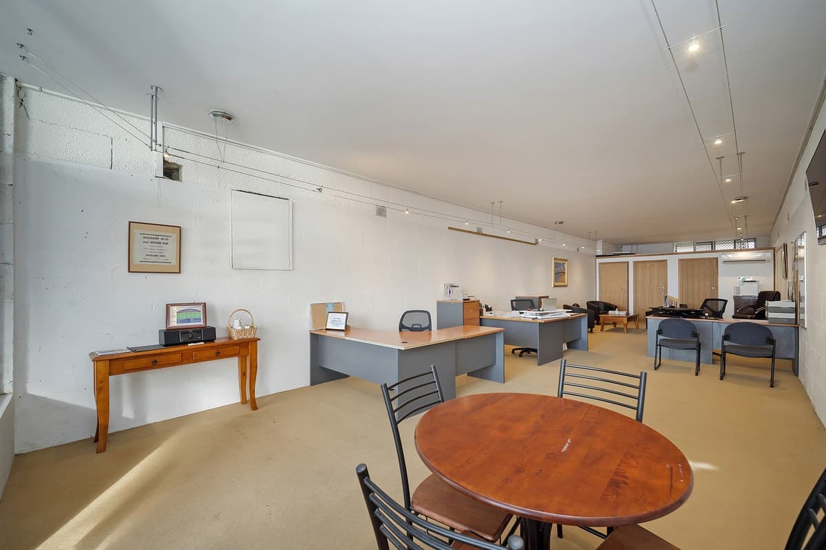 51 Bentinck Street, Portland VIC 3305, Portland - Thumbnail 5