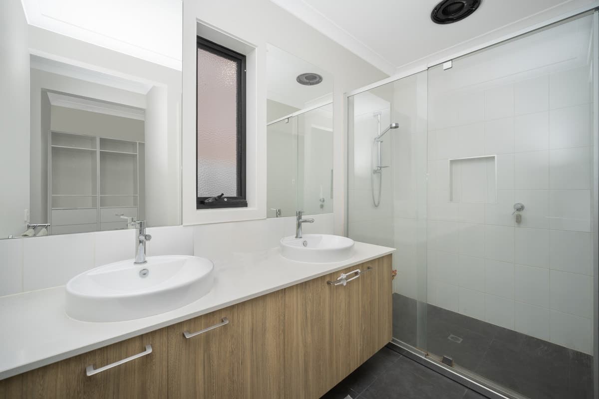 83 Patrick Street, Portland VIC 3305, Portland - Thumbnail 8