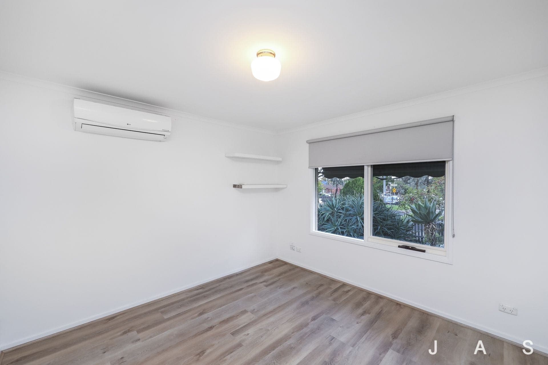 34 Vipont Street Footscray VIC, Footscray - Thumbnail 3