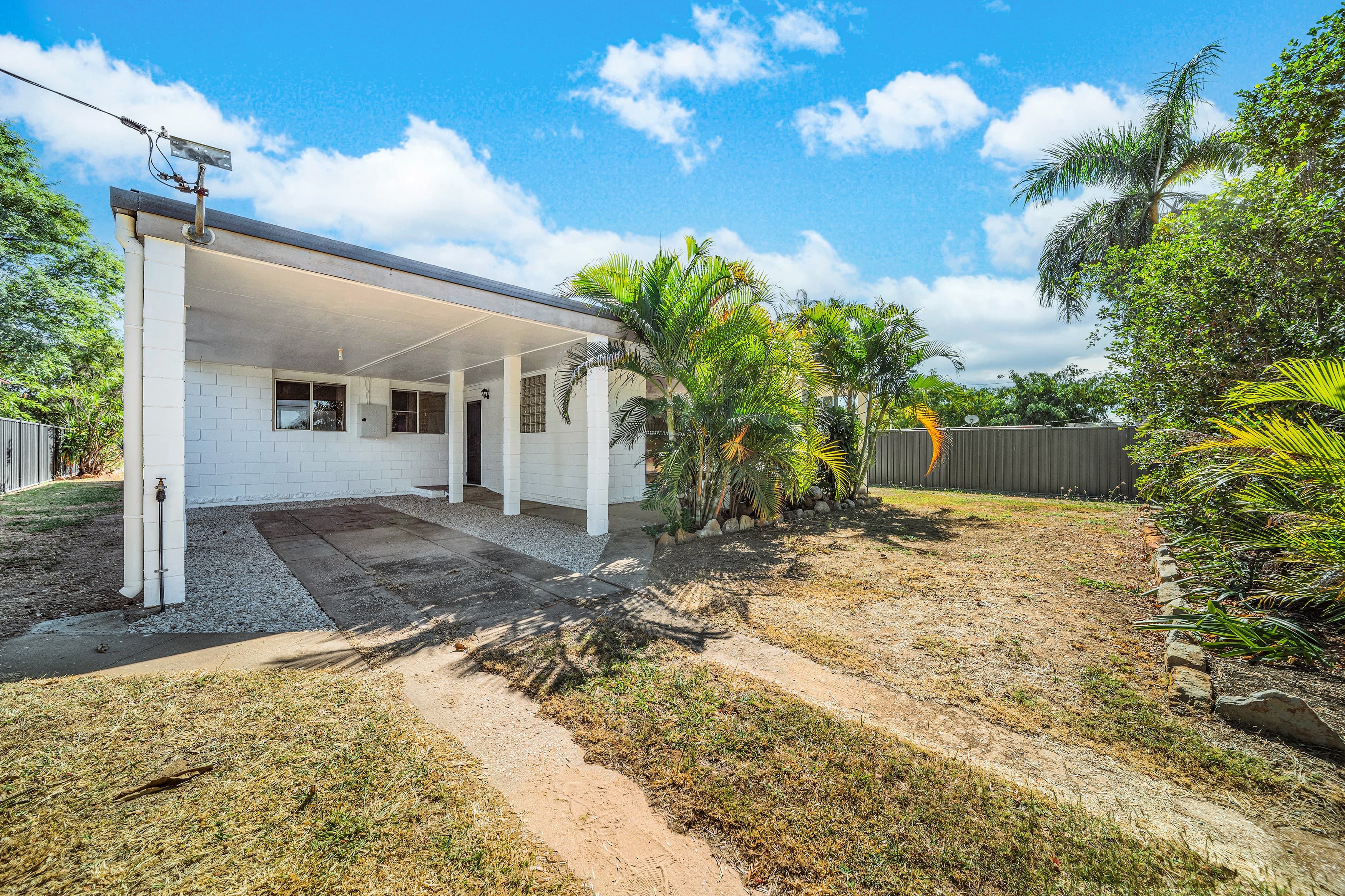 91 Anakie Street, EMERALD QLD 4720, Emerald - Thumbnail 4