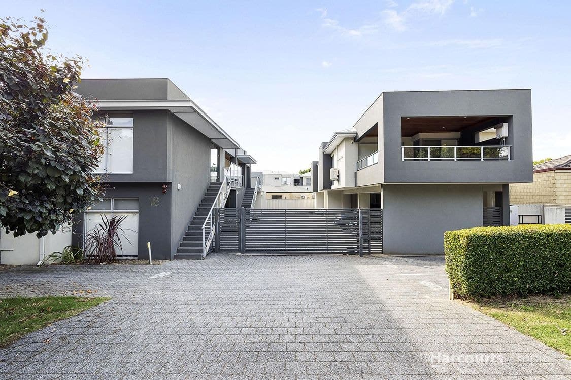 4/16 King George Street, INNALOO, WA 6018, Innaloo - Thumbnail 2