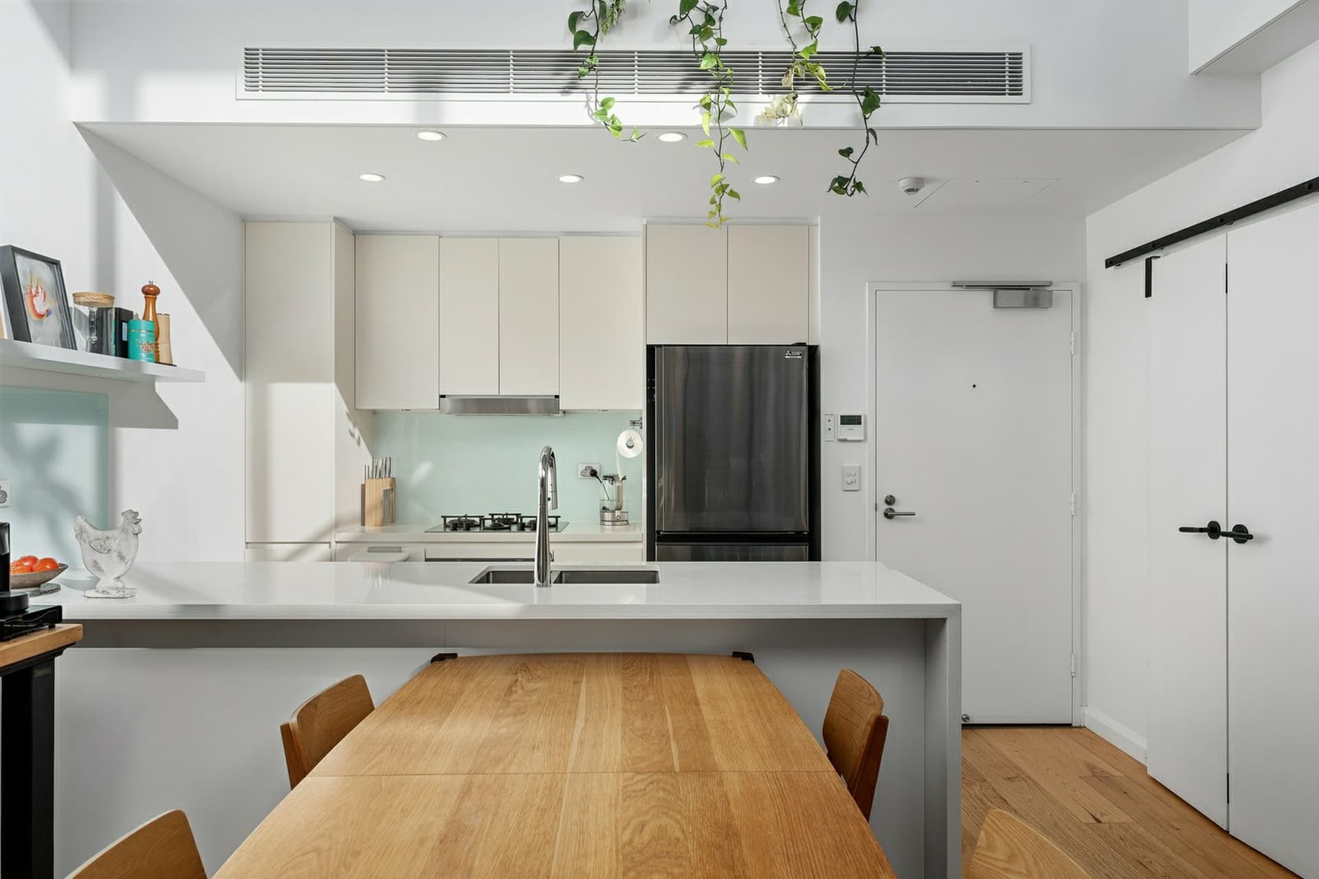 Apartment 408/20 Mcgill Street, Lewisham, Lewisham - Thumbnail 3