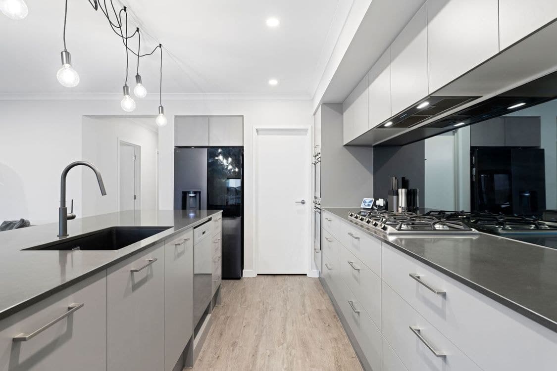 49 Parkrise Boulevard, Clyde North, VIC 3978, Clyde North - Thumbnail 3