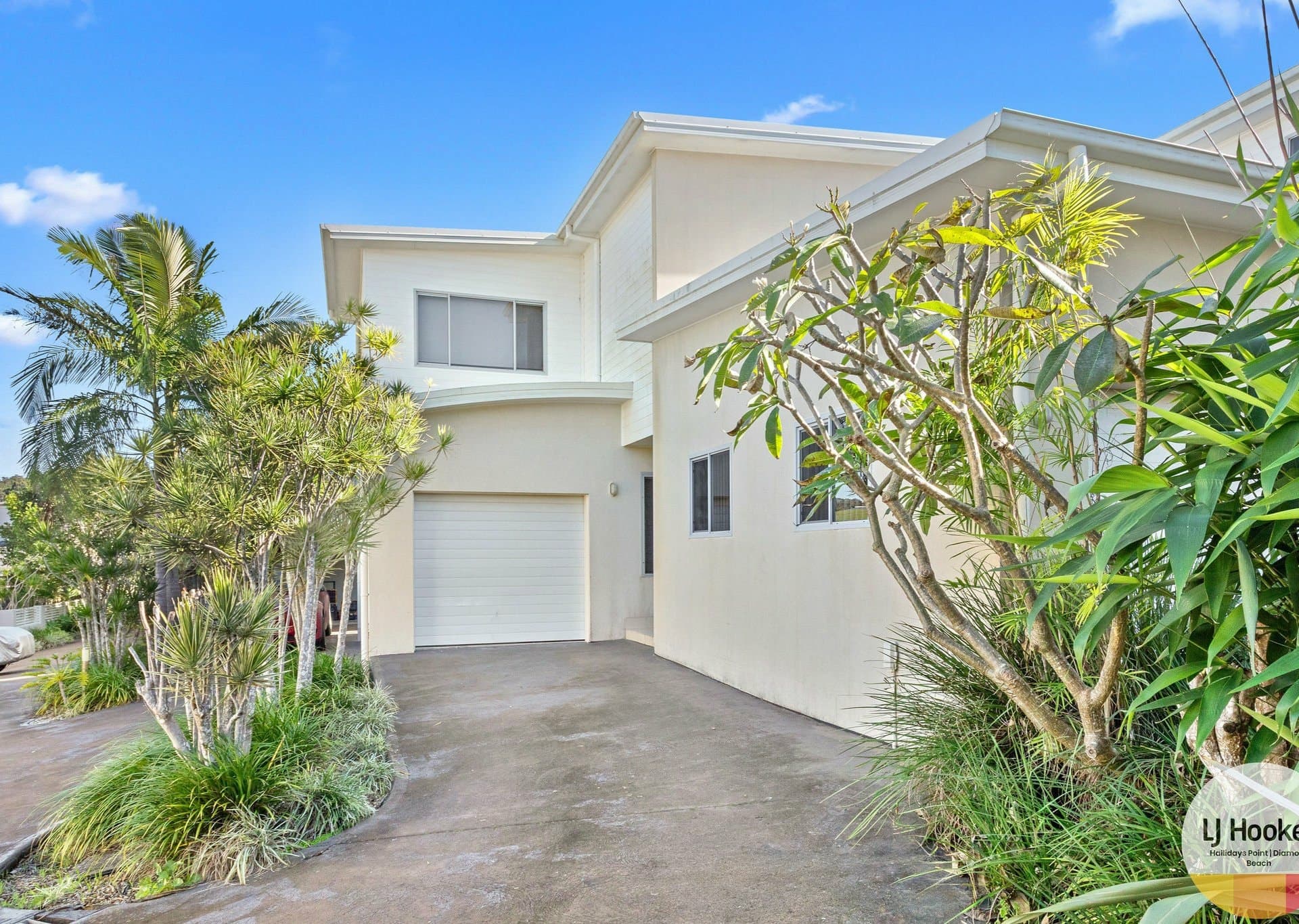 2/33-37 Emerald Drive, Diamond Beach, Diamond Beach - Thumbnail 2