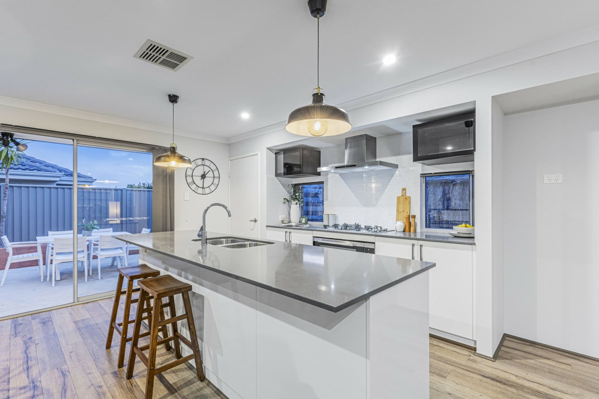 11 Laddon Road, Clarkson, Clarkson - Thumbnail 6
