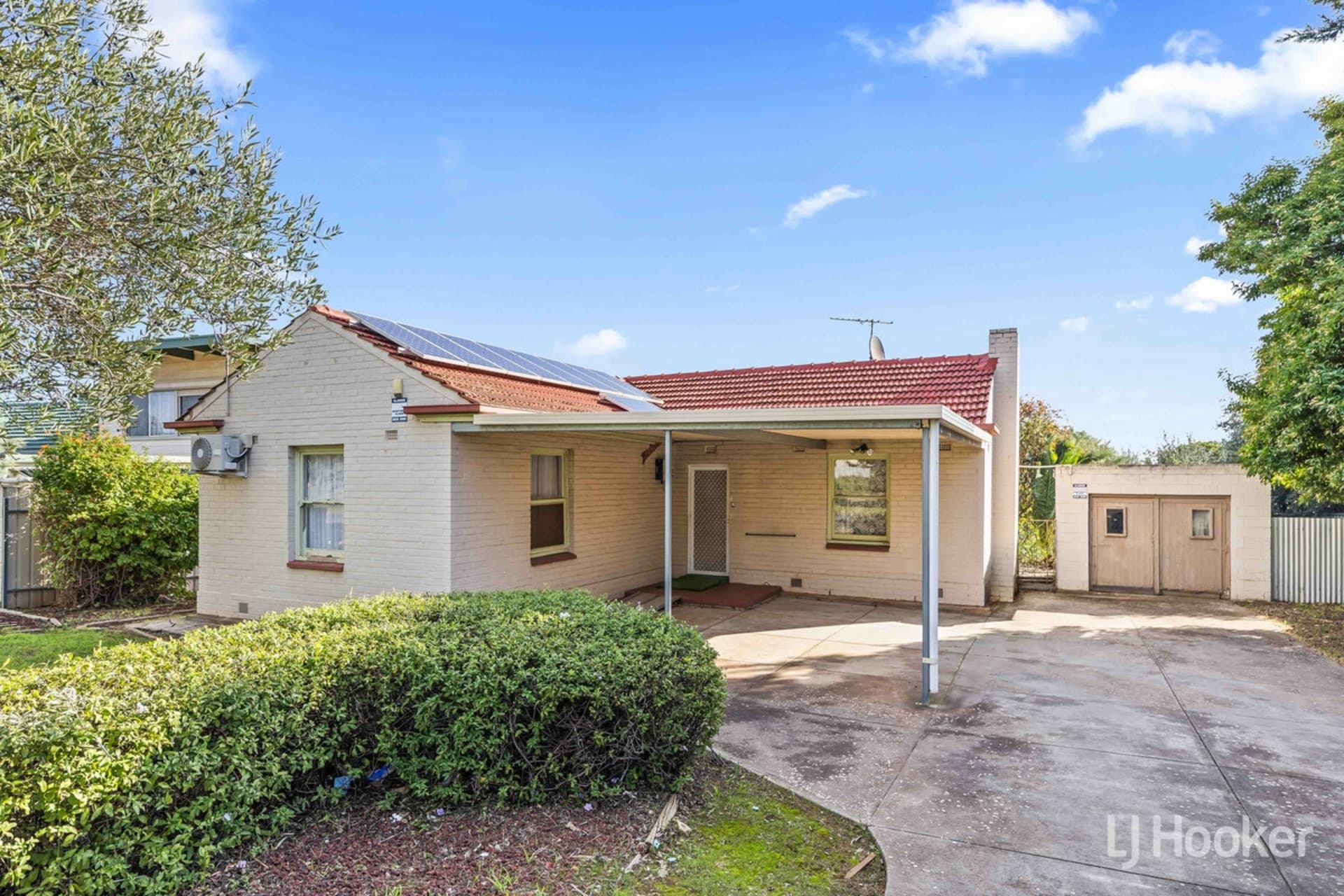 Elizabeth Park, 5113, Elizabeth Park - Image 1