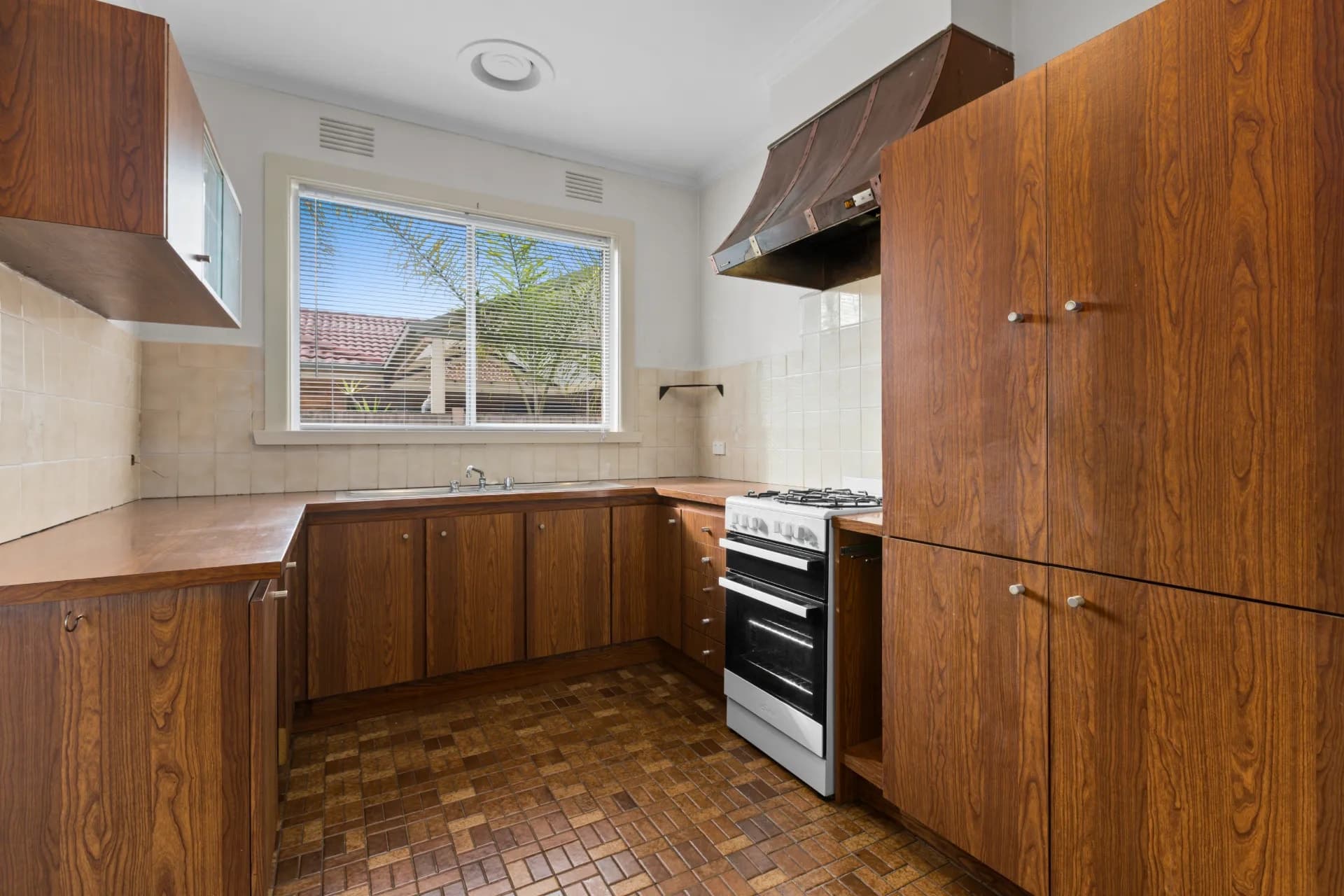 15 Lincoln Parade, Aspendale, VIC, Aspendale - Thumbnail 4
