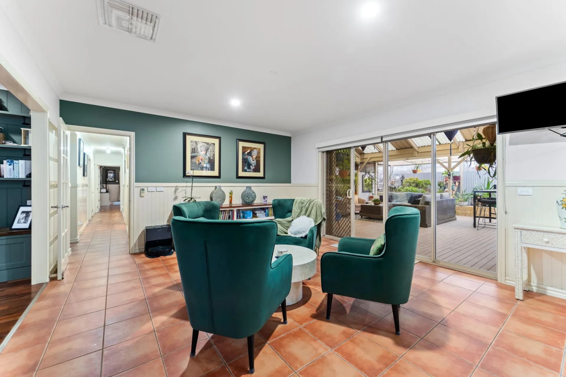 37  Delmont Street, Werribee, VIC, Werribee - Thumbnail 4