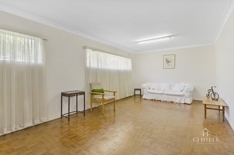 33 Lanford Avenue, Killarney Heights - Thumbnail 5