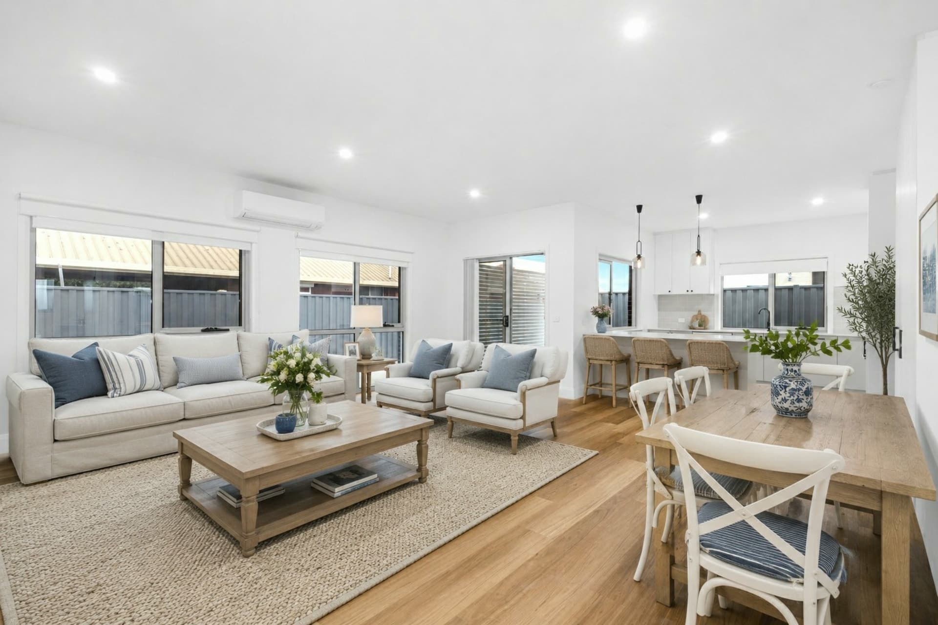 Unit 2/18 Jermyn Street, Ulverstone, Ulverstone - Thumbnail 2