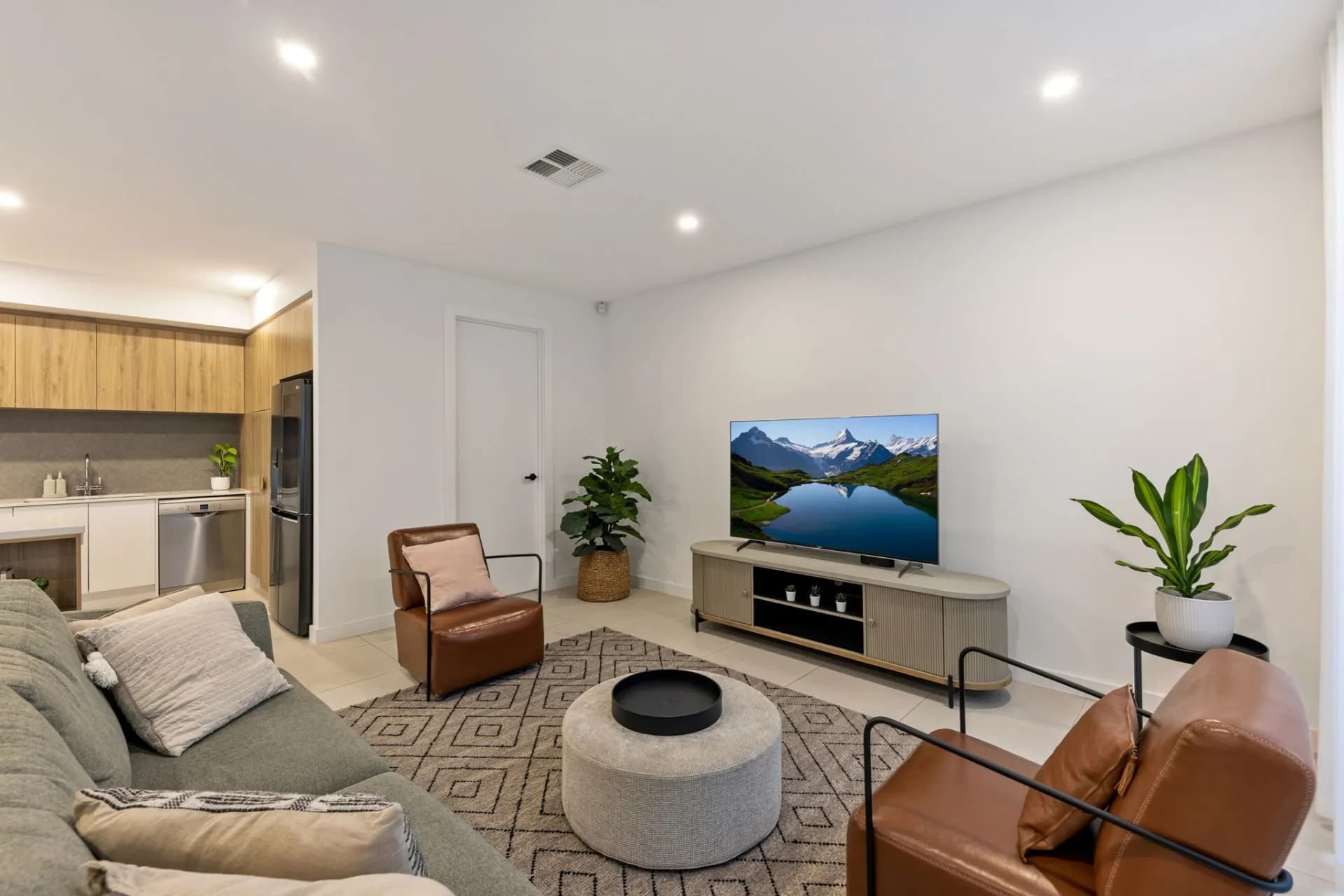 4 Tassie Street, Glenelg, SA, Glenelg - Thumbnail 4