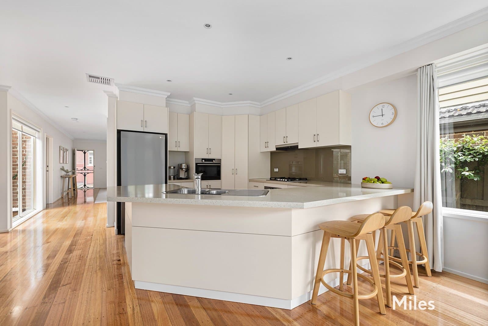 2 Ailsa Grove, Ivanhoe, Ivanhoe - Thumbnail 7