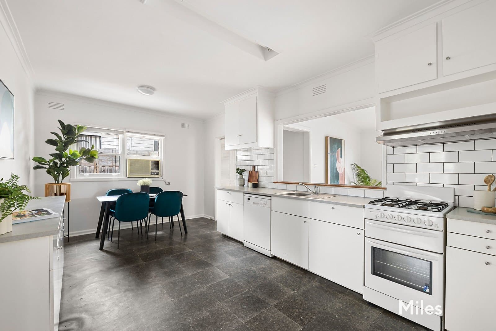 10 Hilltop Avenue, Macleod, Macleod - Thumbnail 7