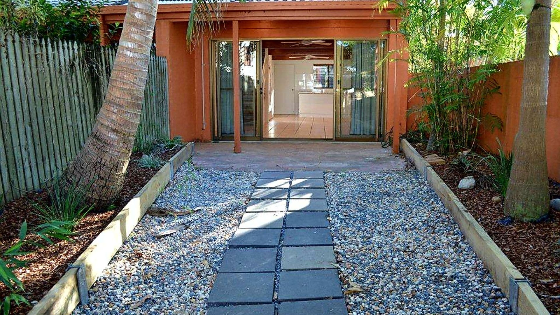 4/2 Dolphin Crescent, Noosaville, Noosaville - Thumbnail 2