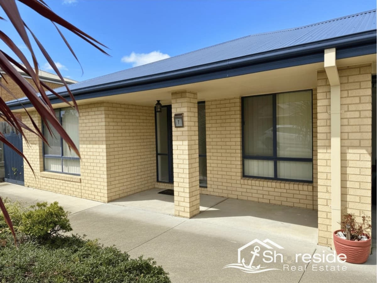 7 Westbury Way, Lakes Entrance VIC 3909, Lakes Entrance - Image 1