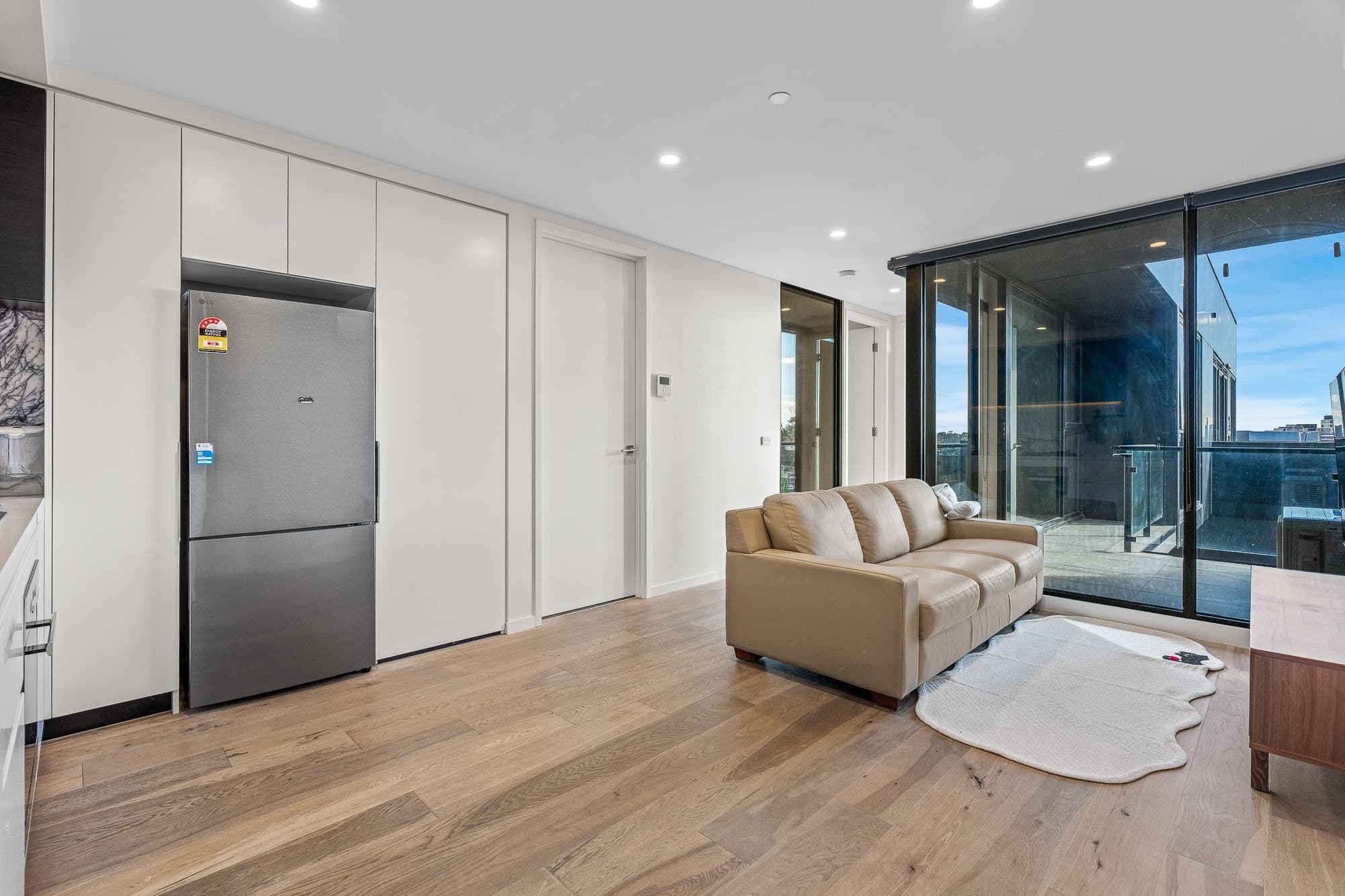 502/347 Camberwell Road, Camberwell VIC 3124, Camberwell - Thumbnail 2
