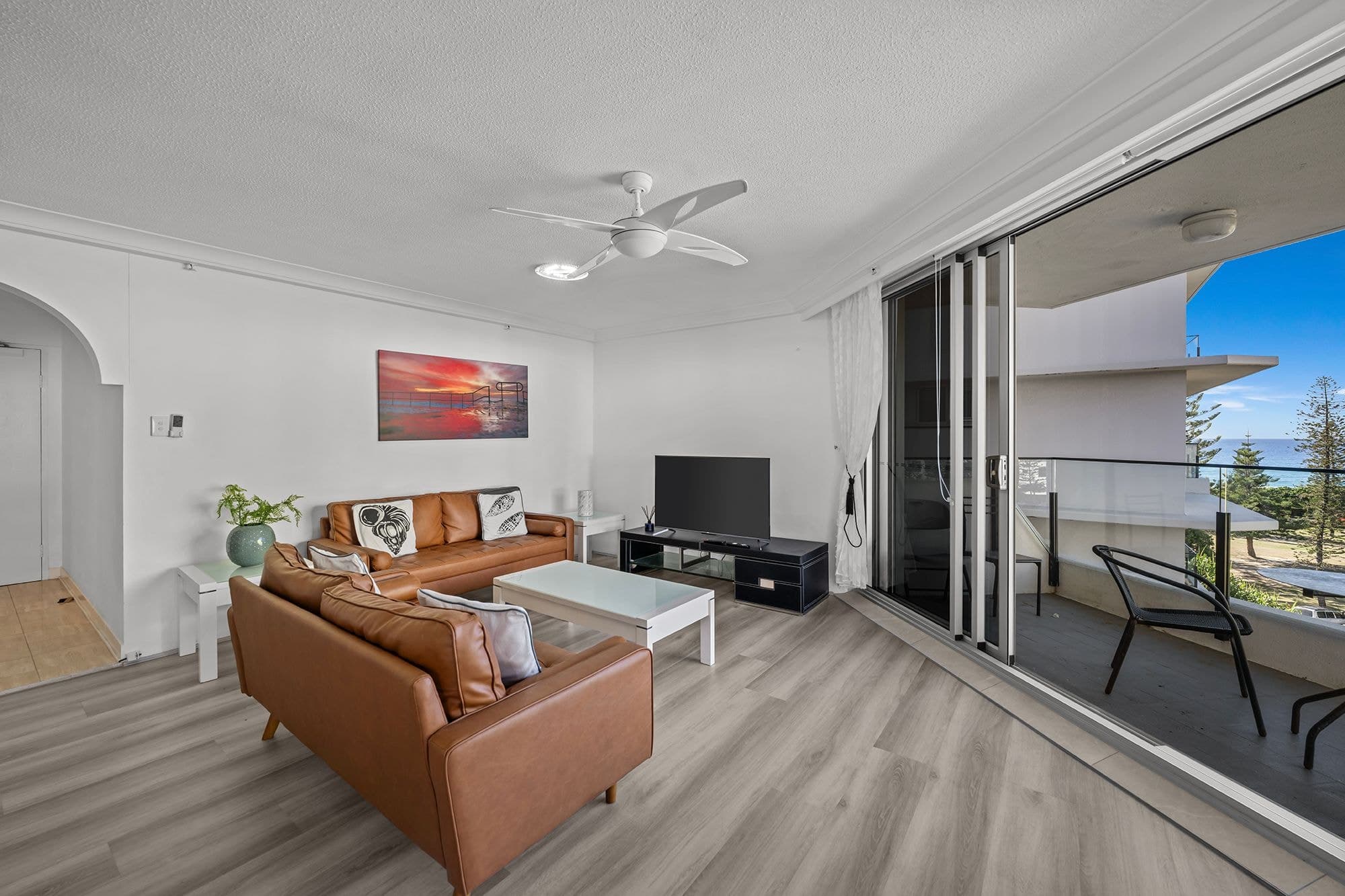 5E/1 Albert Avenue, Broadbeach QLD 4218, Broadbeach - Thumbnail 3