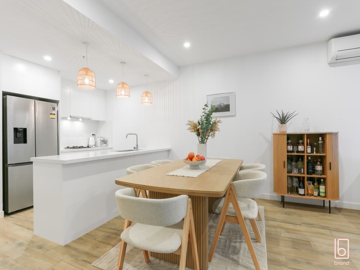 1205 / 25 Mann Street, GOSFORD, Gosford - Thumbnail 5