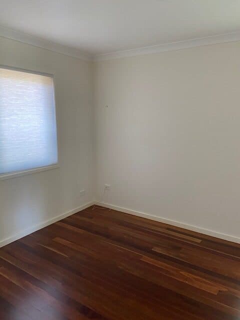 3 Logan Street, Narrabundah ACT 2604, Narrabundah - Thumbnail 2