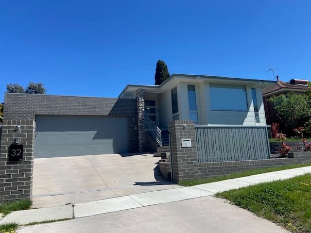 32 Caley Crescent, Narrabundah ACT 2604, Narrabundah - Image 1