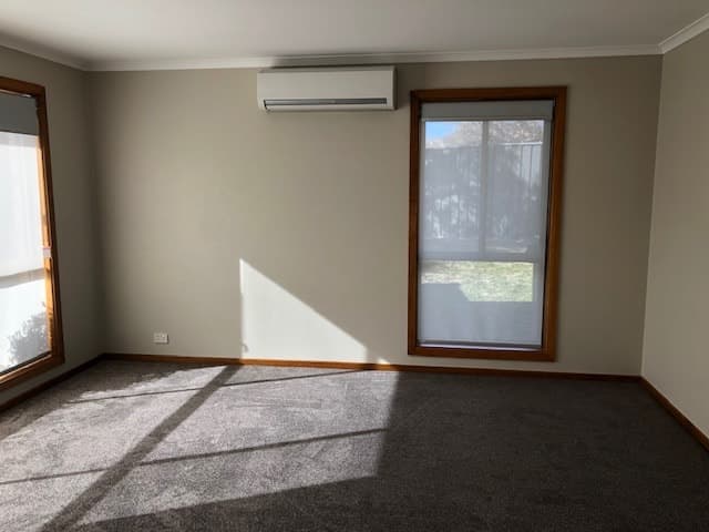 8 Birch Way, Jerrabomberra NSW 2619, Jerrabomberra - Thumbnail 7