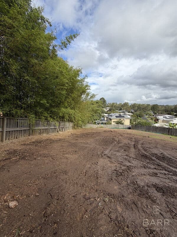 721m2 vacant block in elevated position and great views!, Anstead - Image 1
