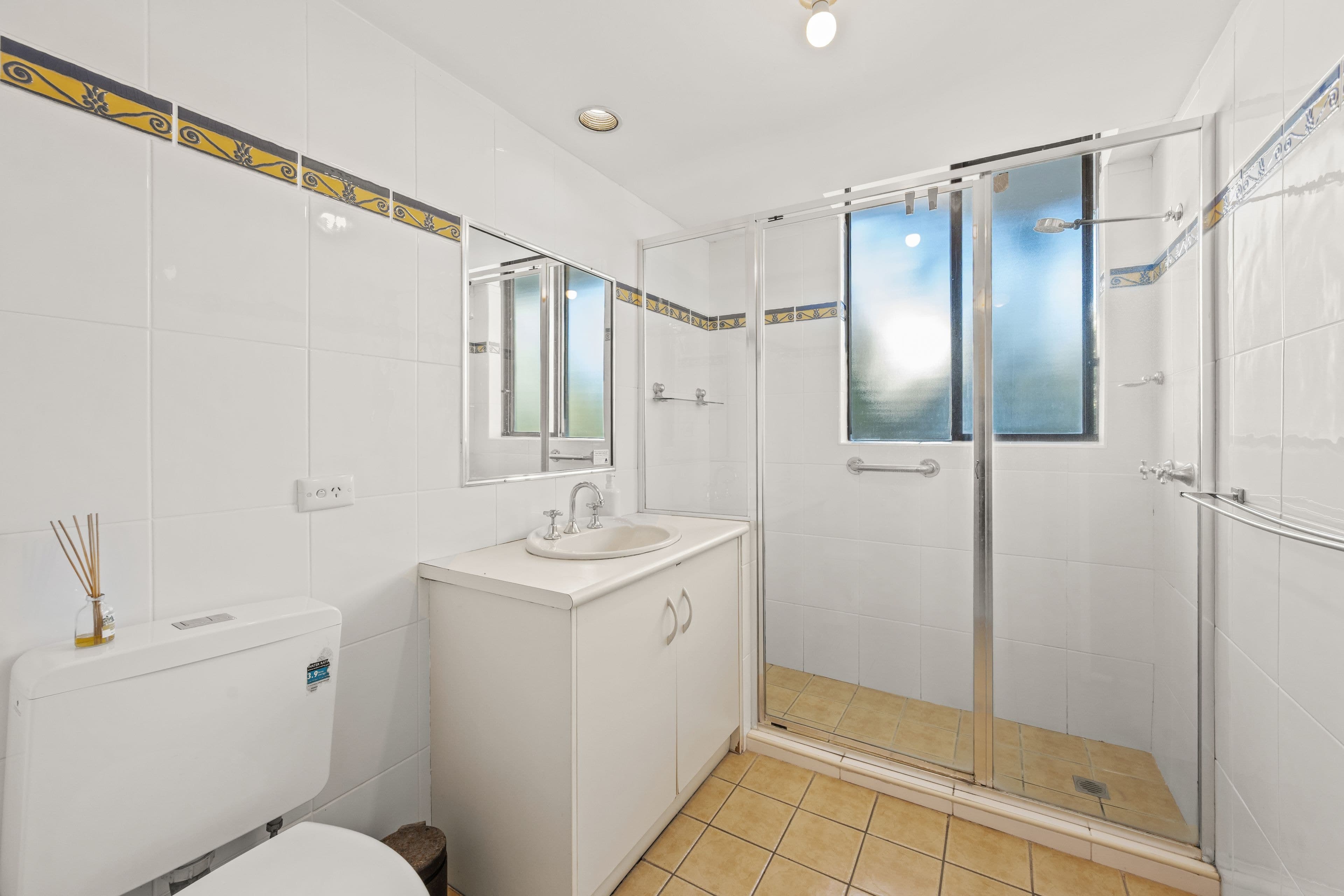5/219 Surf Parade, Surfers Paradise QLD 4217, Surfers Paradise - Thumbnail 7