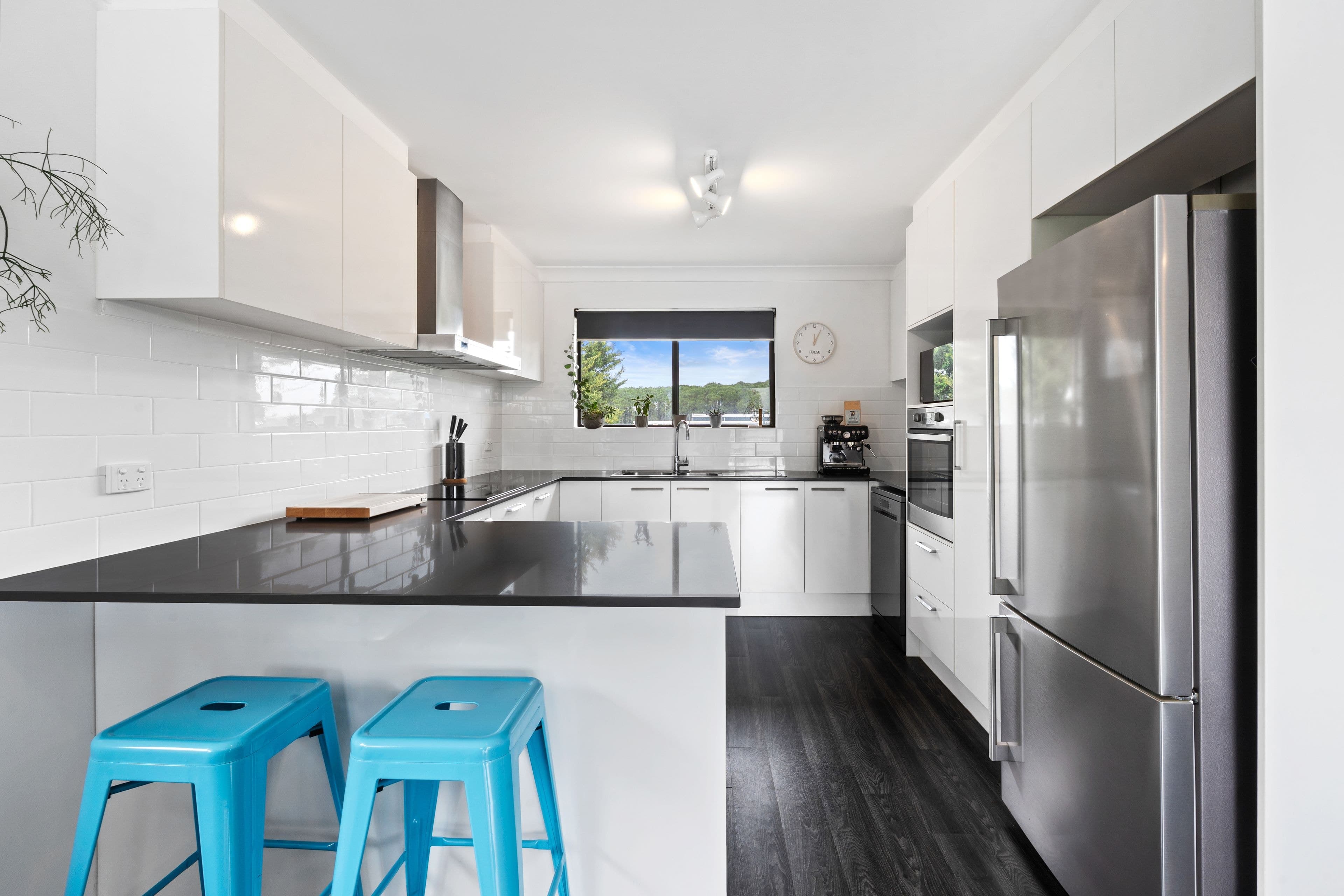 4/40 Oceanic Drive, Mermaid Waters QLD 4218, Mermaid Waters - Thumbnail 3