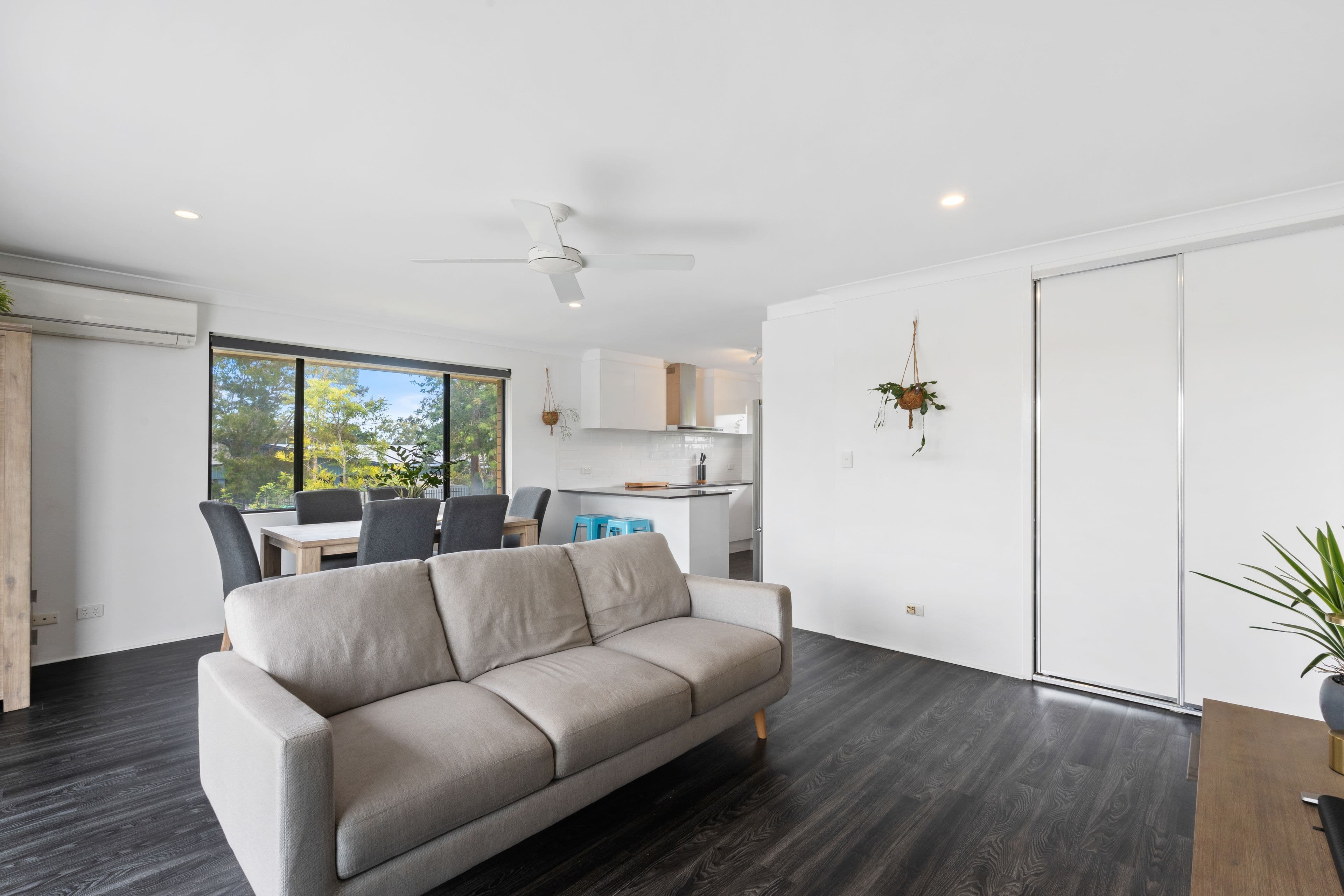 4/40 Oceanic Drive, Mermaid Waters QLD 4218, Mermaid Waters - Thumbnail 6