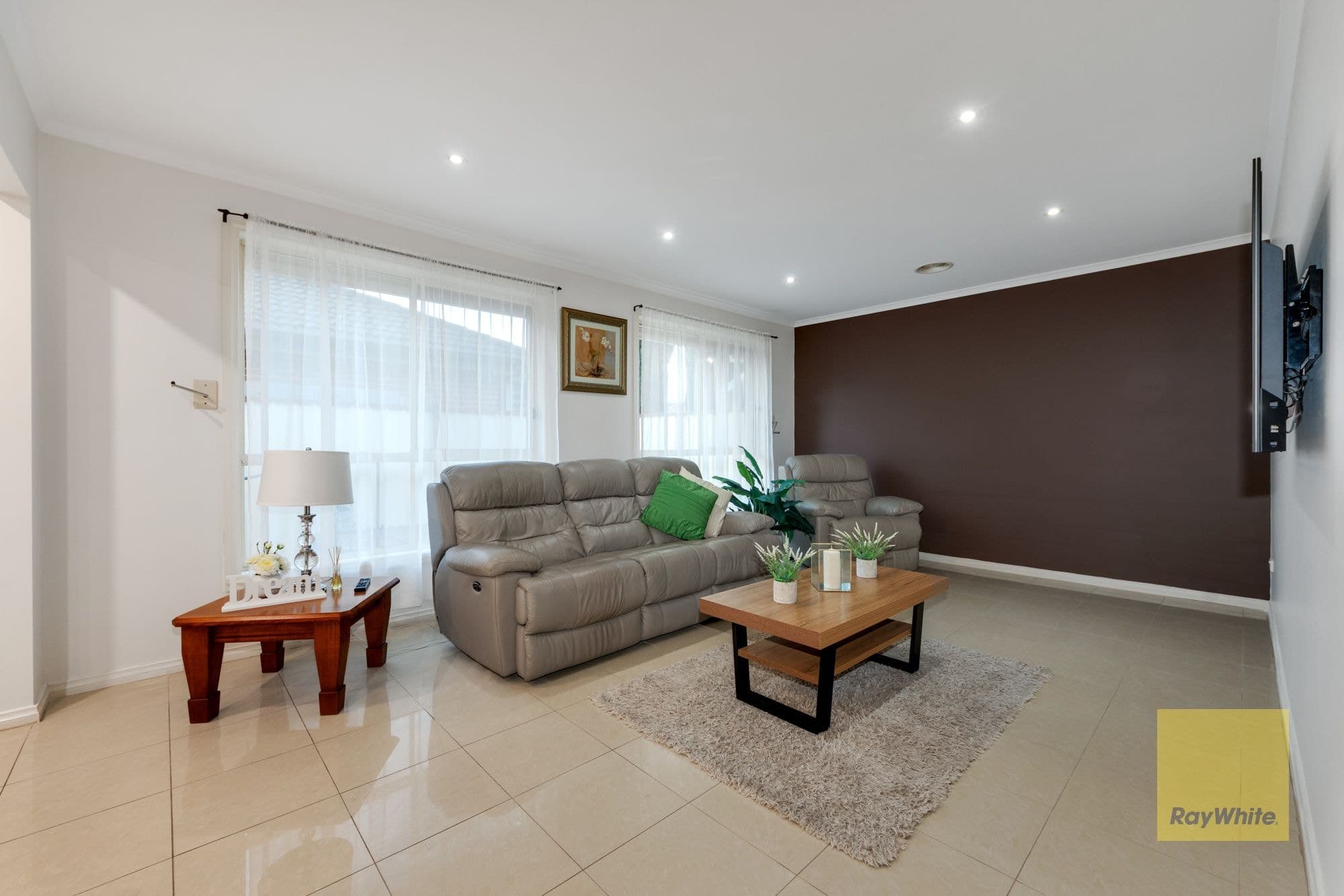 3/40 Jade Way, Hillside VIC 3037, Hillside - Thumbnail 2