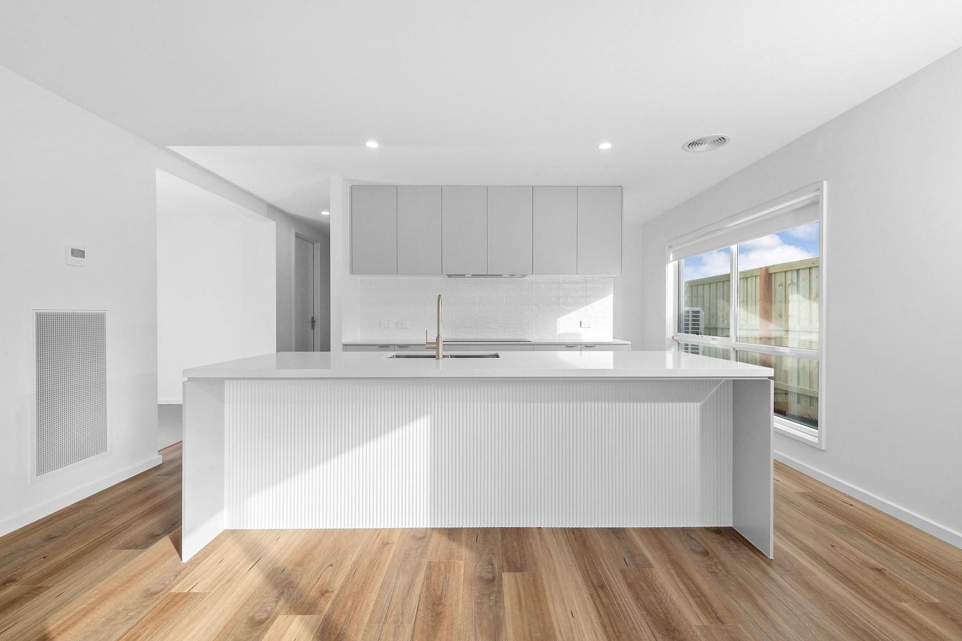 8 Sheryl Street, Sunbury, Sunbury - Thumbnail 3