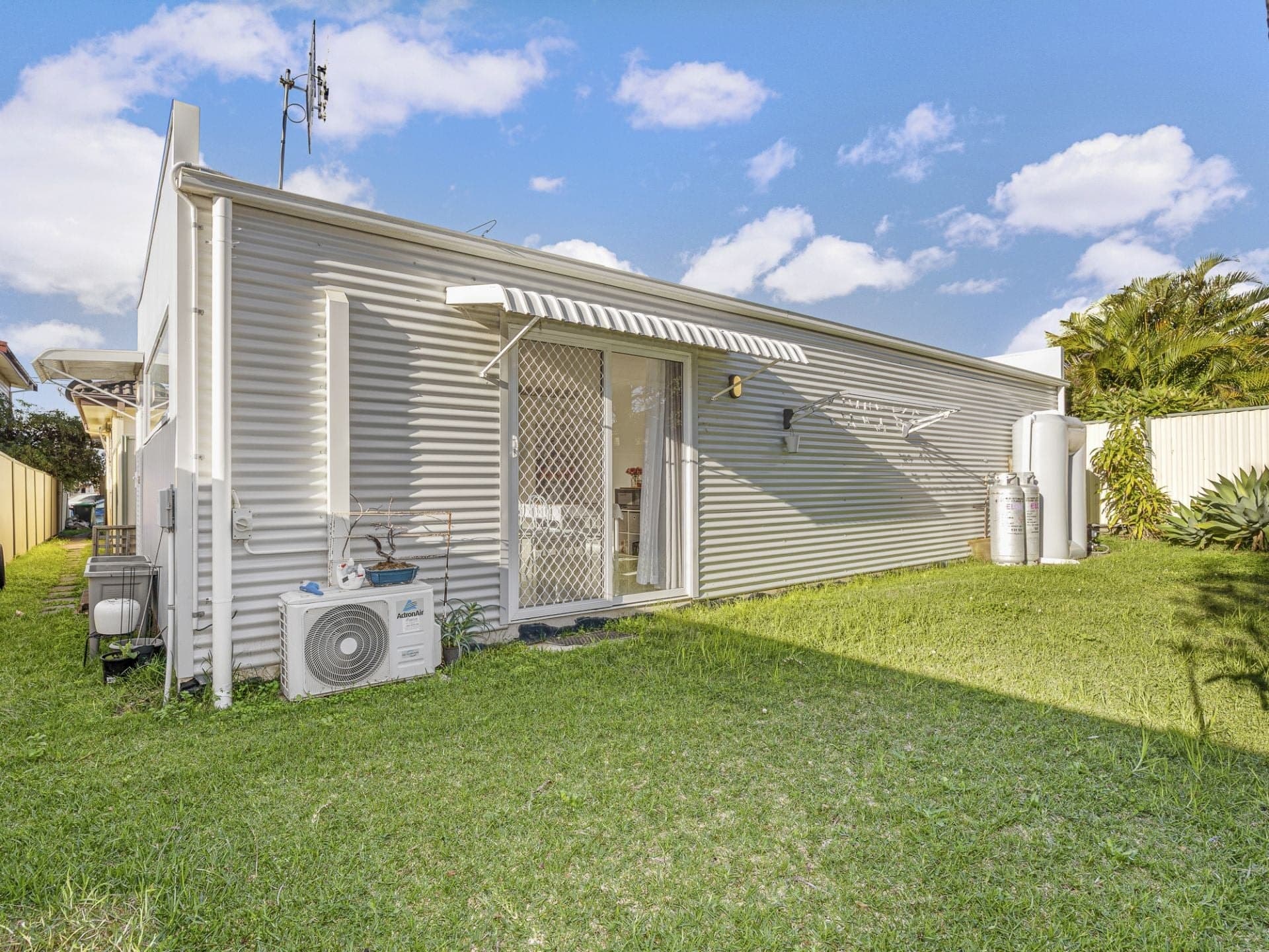 82A Robertson Road, Killarney Vale, Killarney Vale - Image 1
