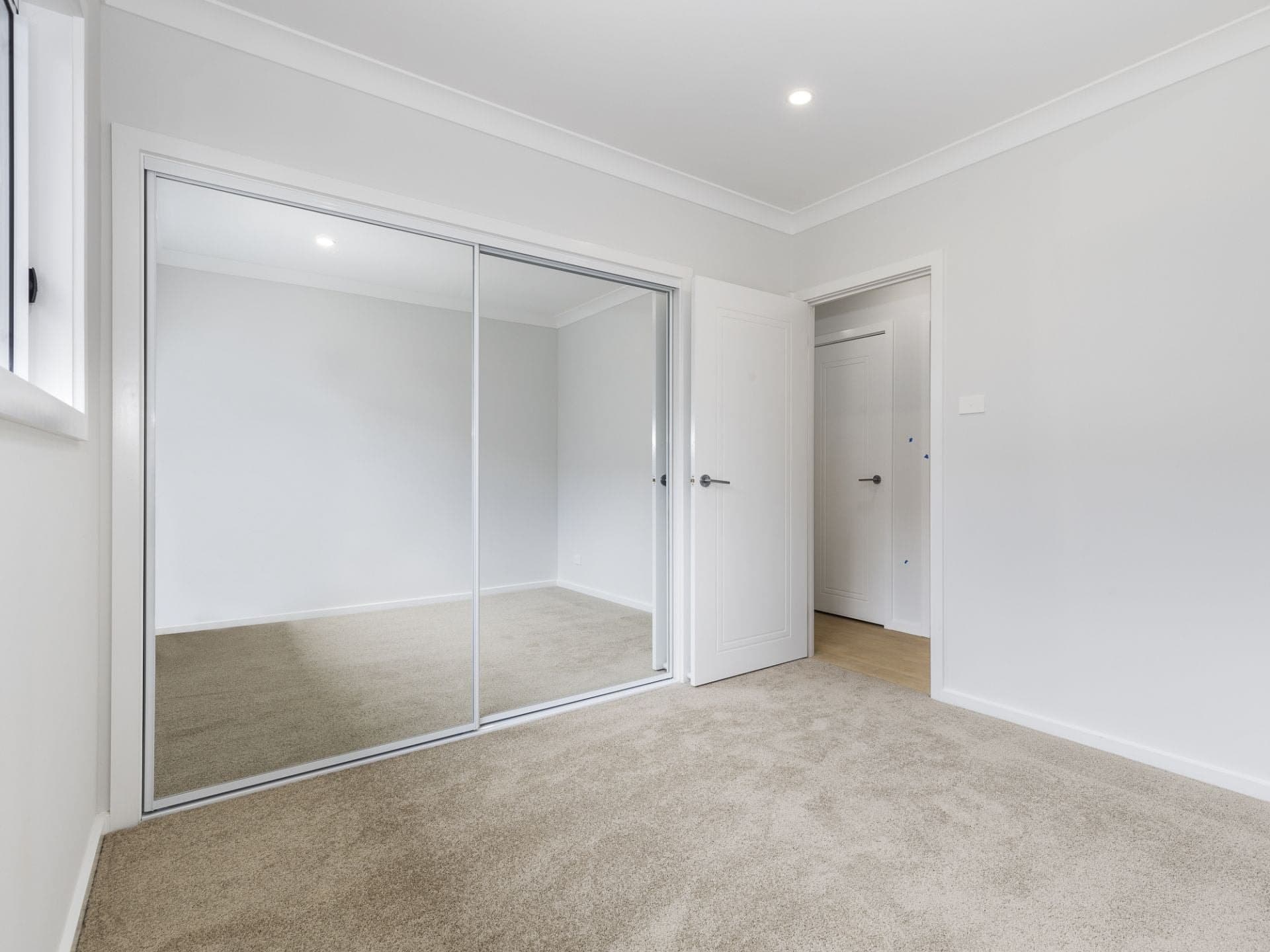 92A Robertson Road, Killarney Vale, Killarney Vale - Thumbnail 4