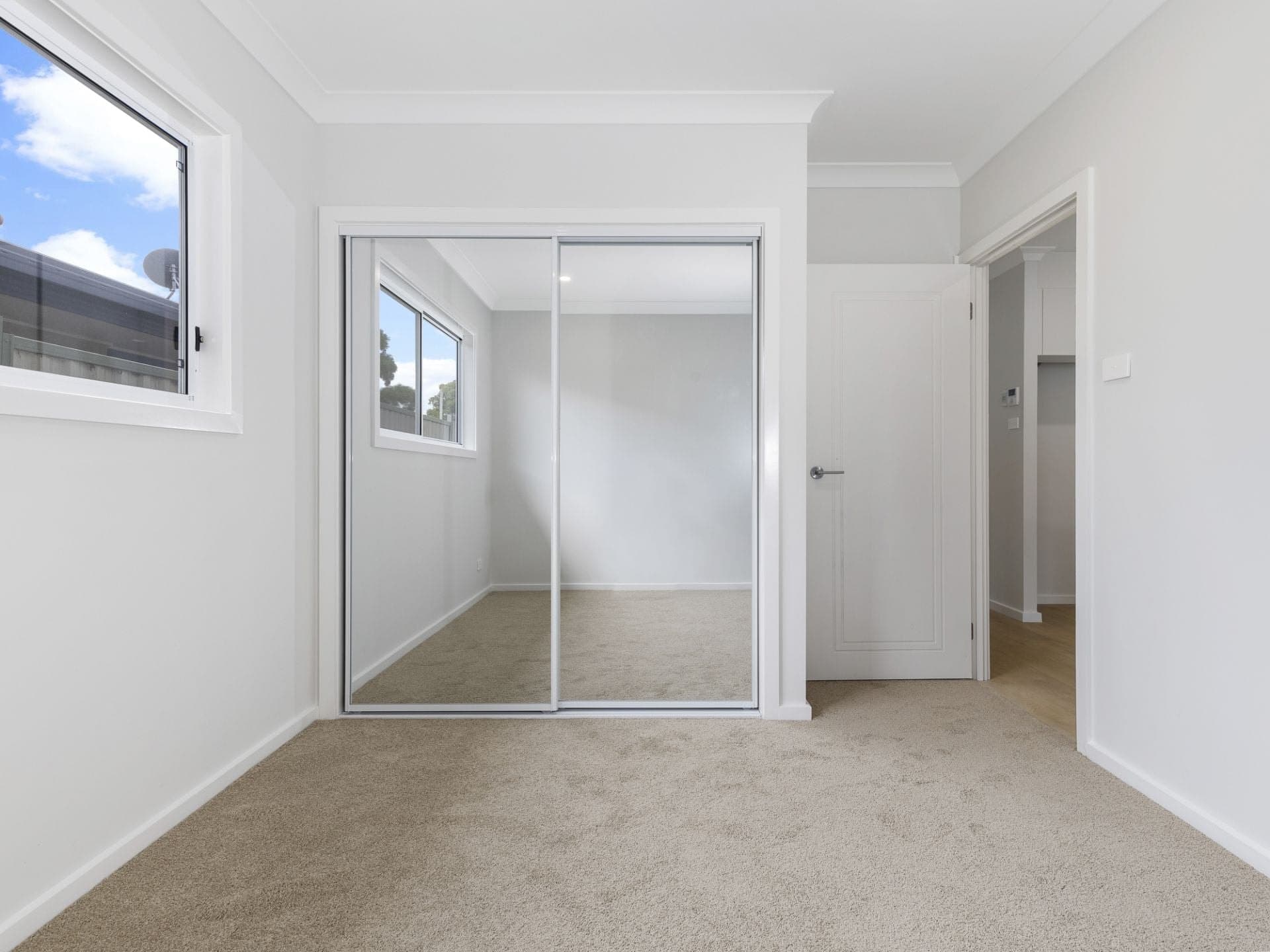 92A Robertson Road, Killarney Vale, Killarney Vale - Thumbnail 5
