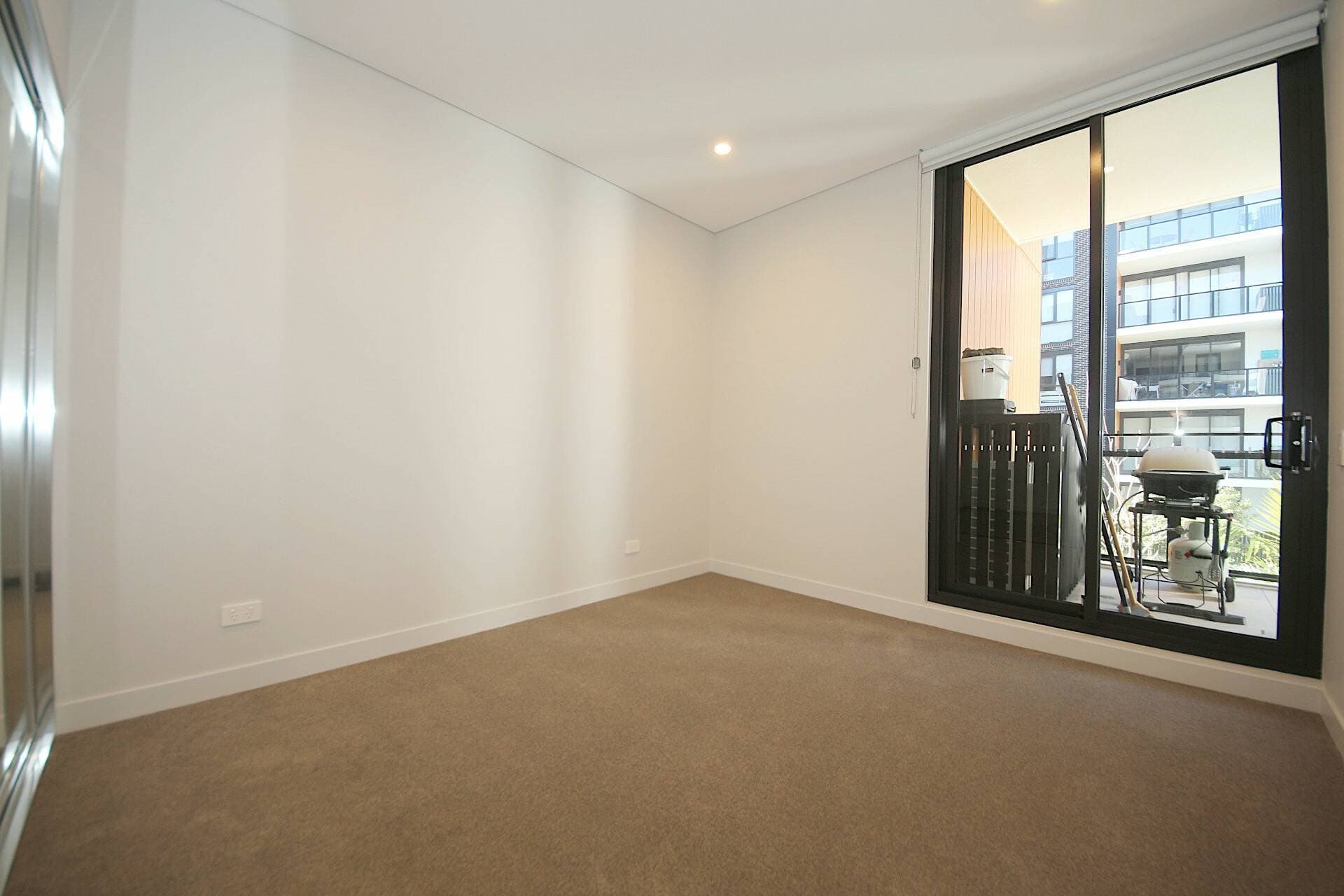402, 4 Henderson Road, Edmondson Park - Thumbnail 3
