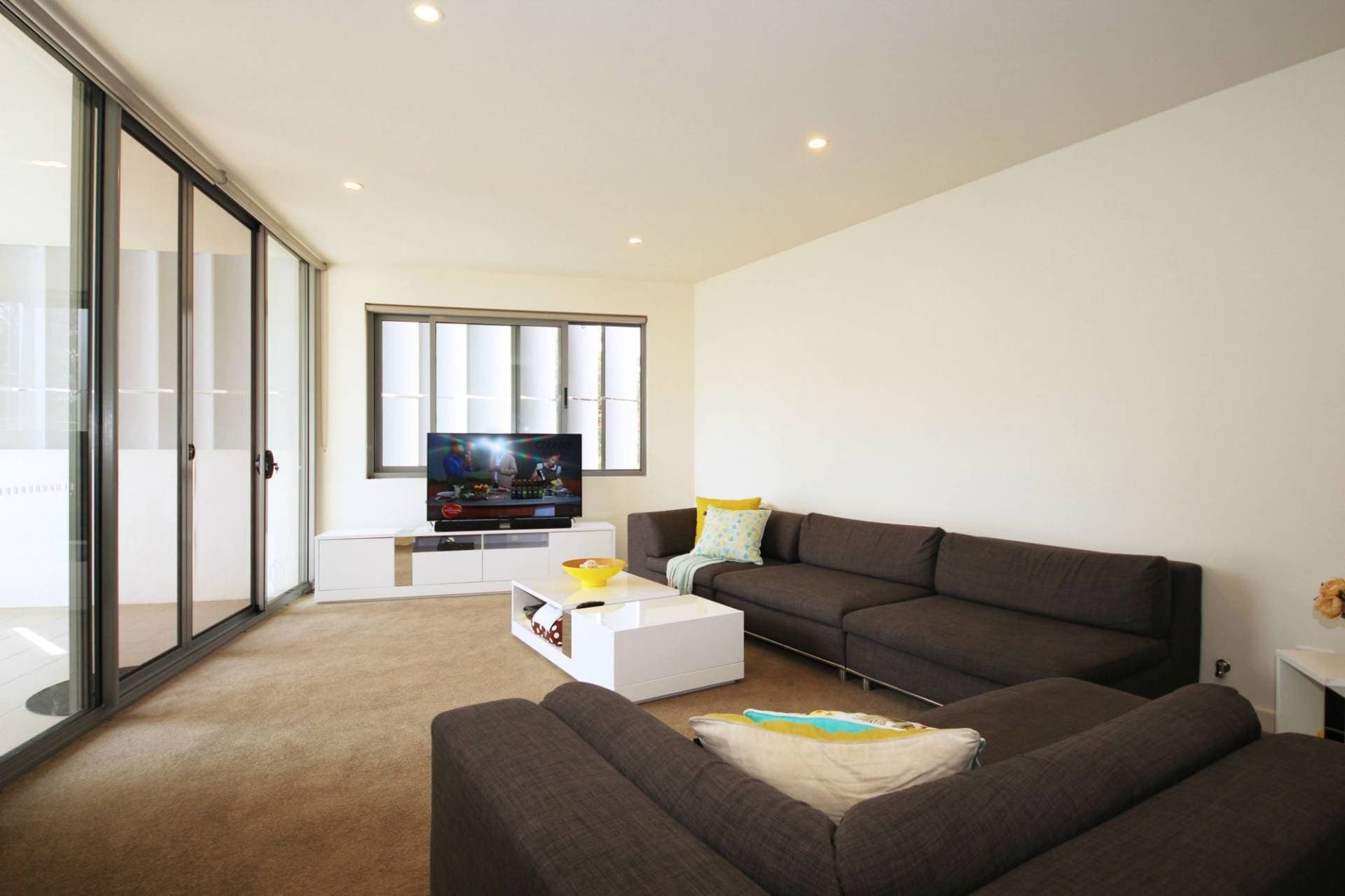 B305, 2 Rowe Drive, Potts Hill - Image 1