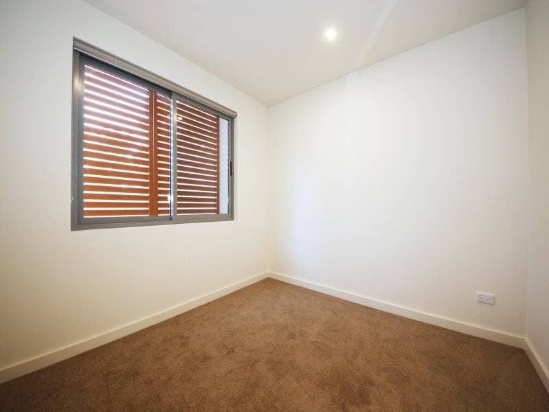 B305, 2 Rowe Drive, Potts Hill - Thumbnail 3