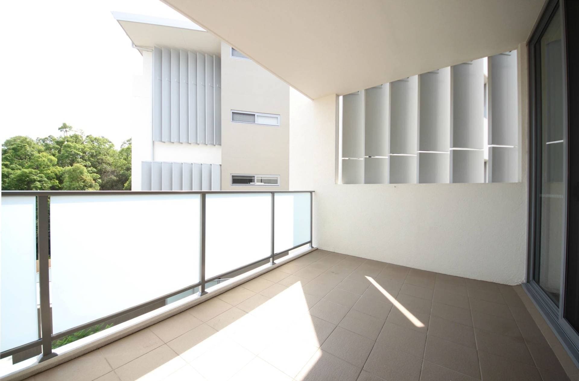 B305, 2 Rowe Drive, Potts Hill - Thumbnail 5