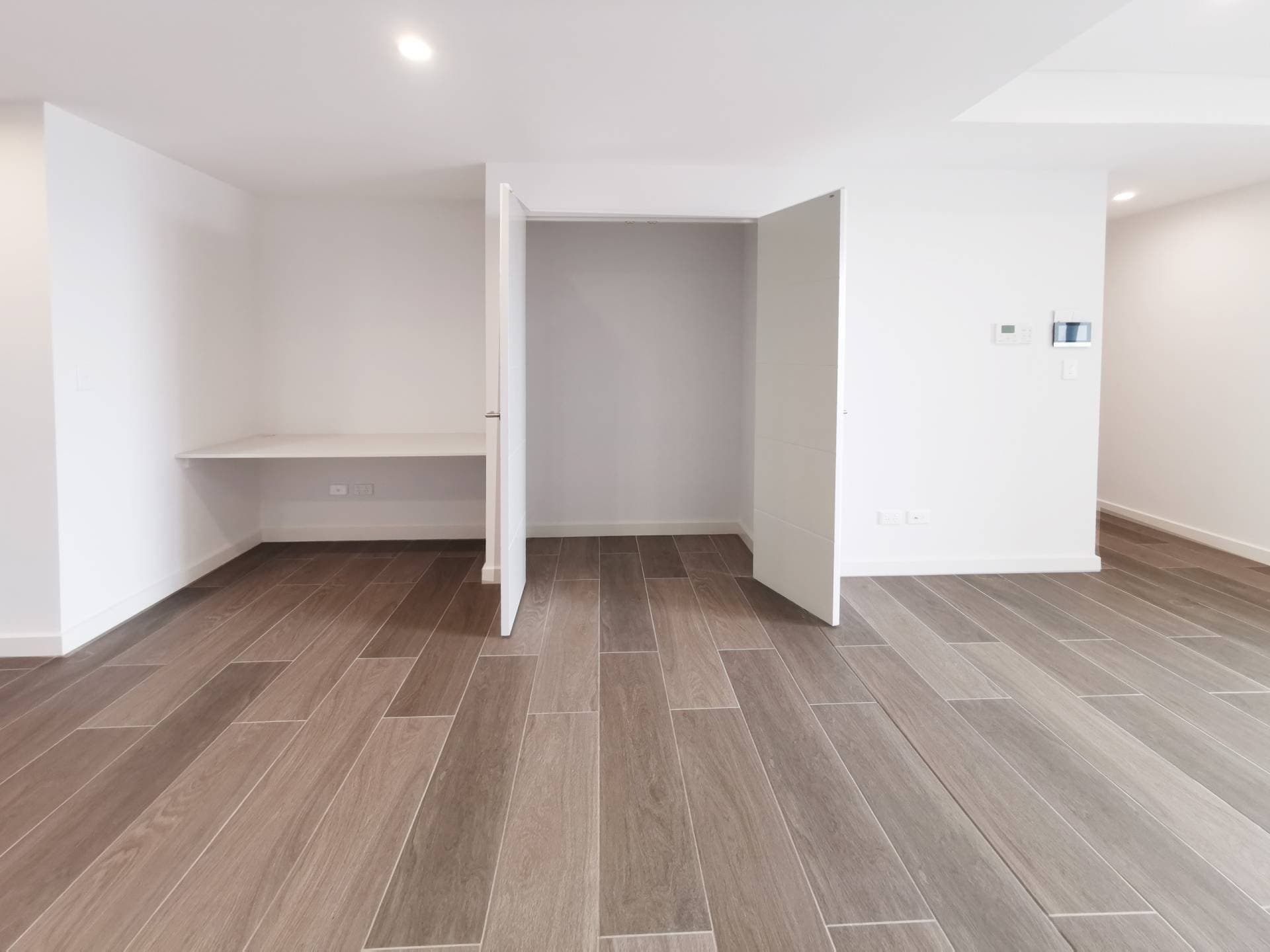 1Bed+Study/548-568,  Canterbury Rd, Campsie - Thumbnail 3