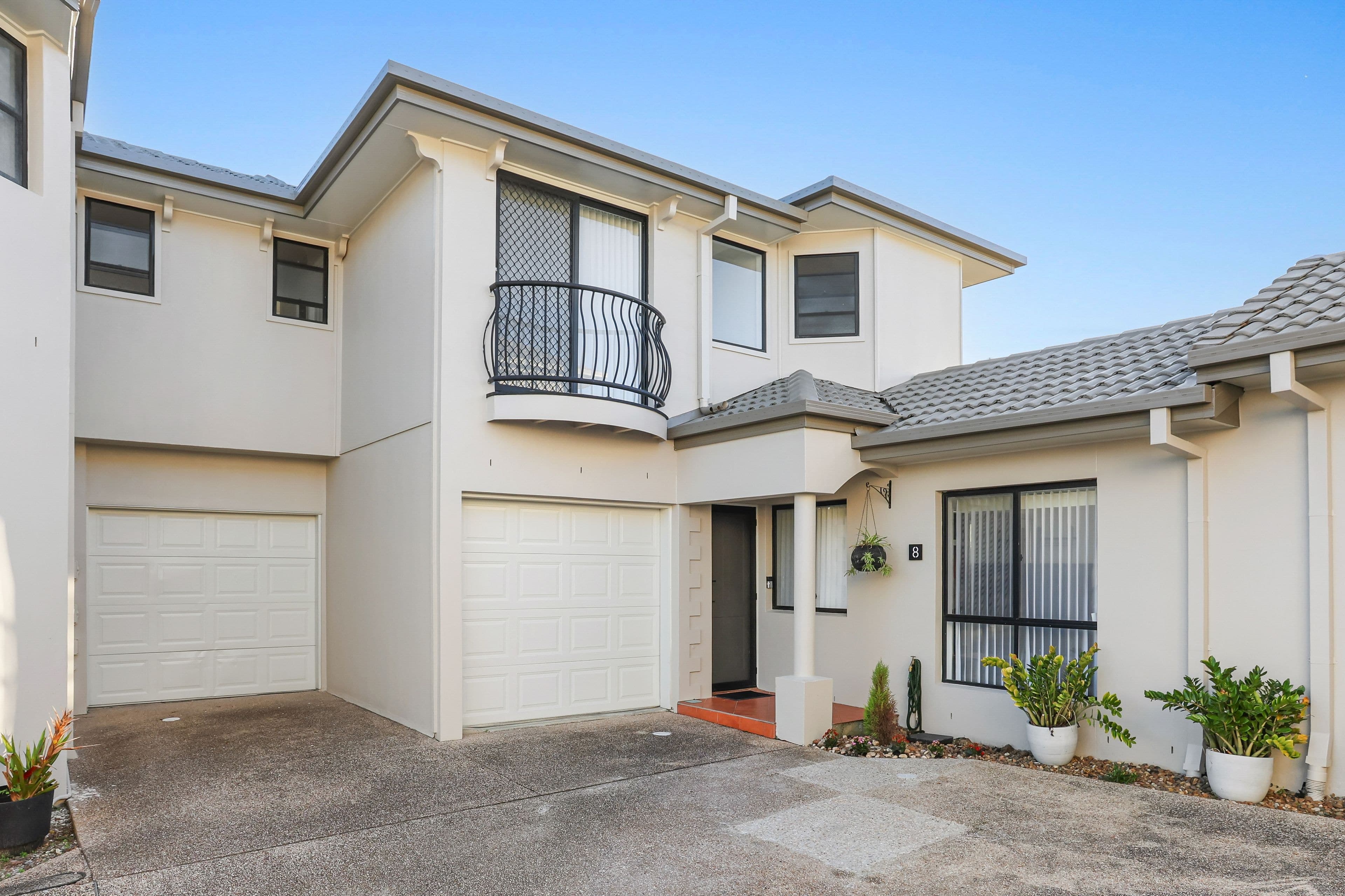 8/141 Cotlew Street, Ashmore QLD 4214, Ashmore - Image 1