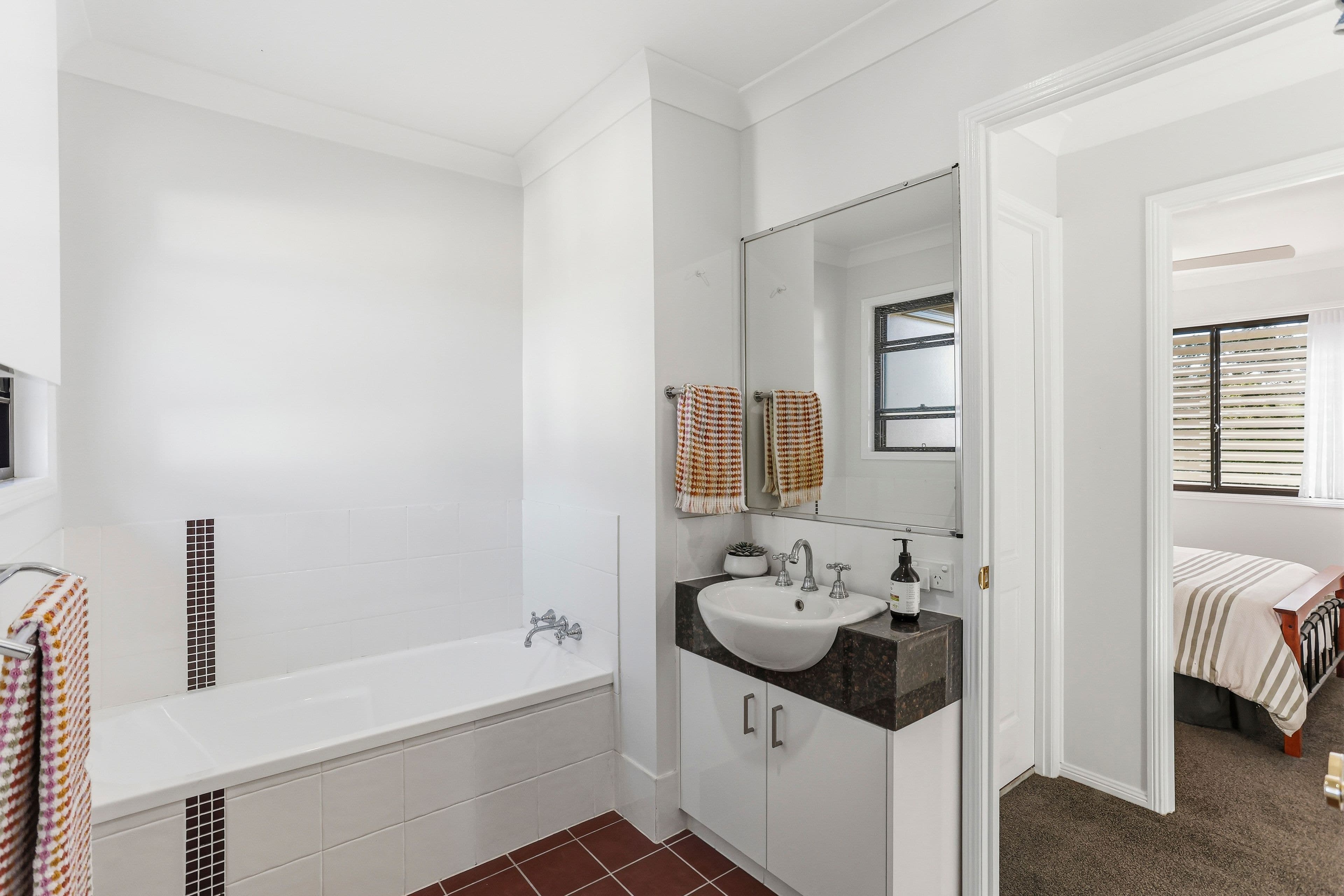 8/141 Cotlew Street, Ashmore QLD 4214, Ashmore - Thumbnail 8