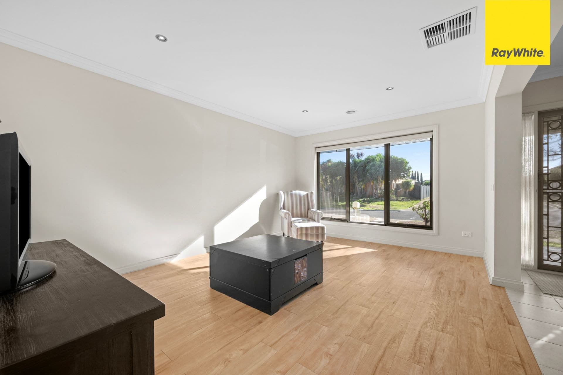 28 Paul Harris Drive, Melton West VIC 3337, Melton West - Thumbnail 3