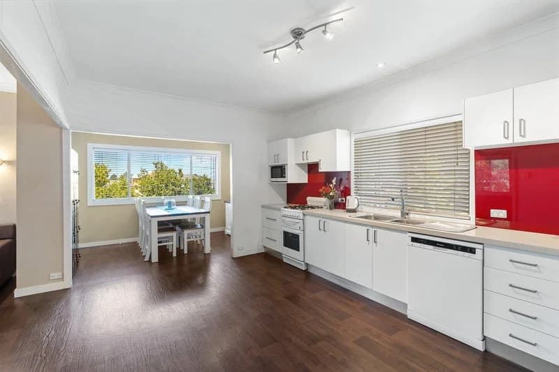 240 Brighton Rd Sandgate QLD 4017, Sandgate - Thumbnail 6