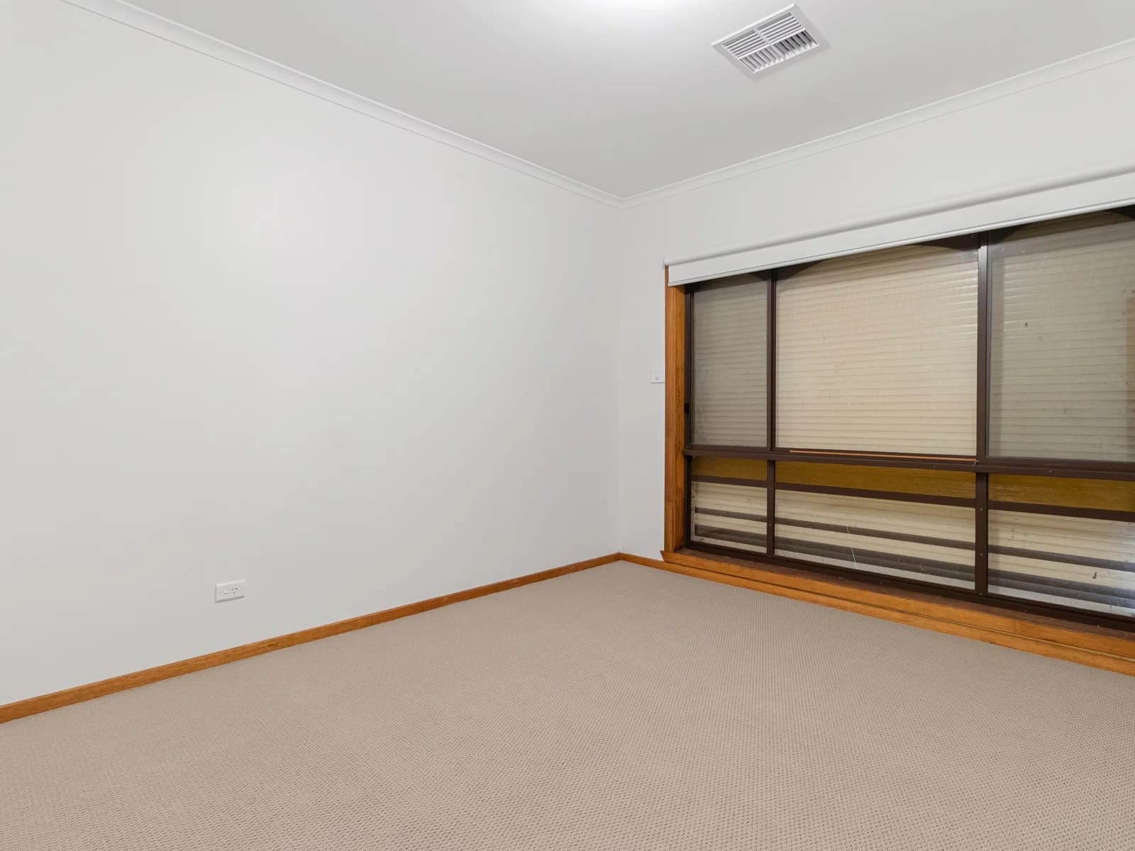 14 Douglas Ave, St Albans, VIC, 3021, St Albans - Thumbnail 5